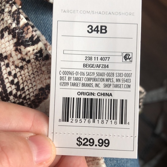 Shade & Shore bathing suit top - Picture 6 of 6